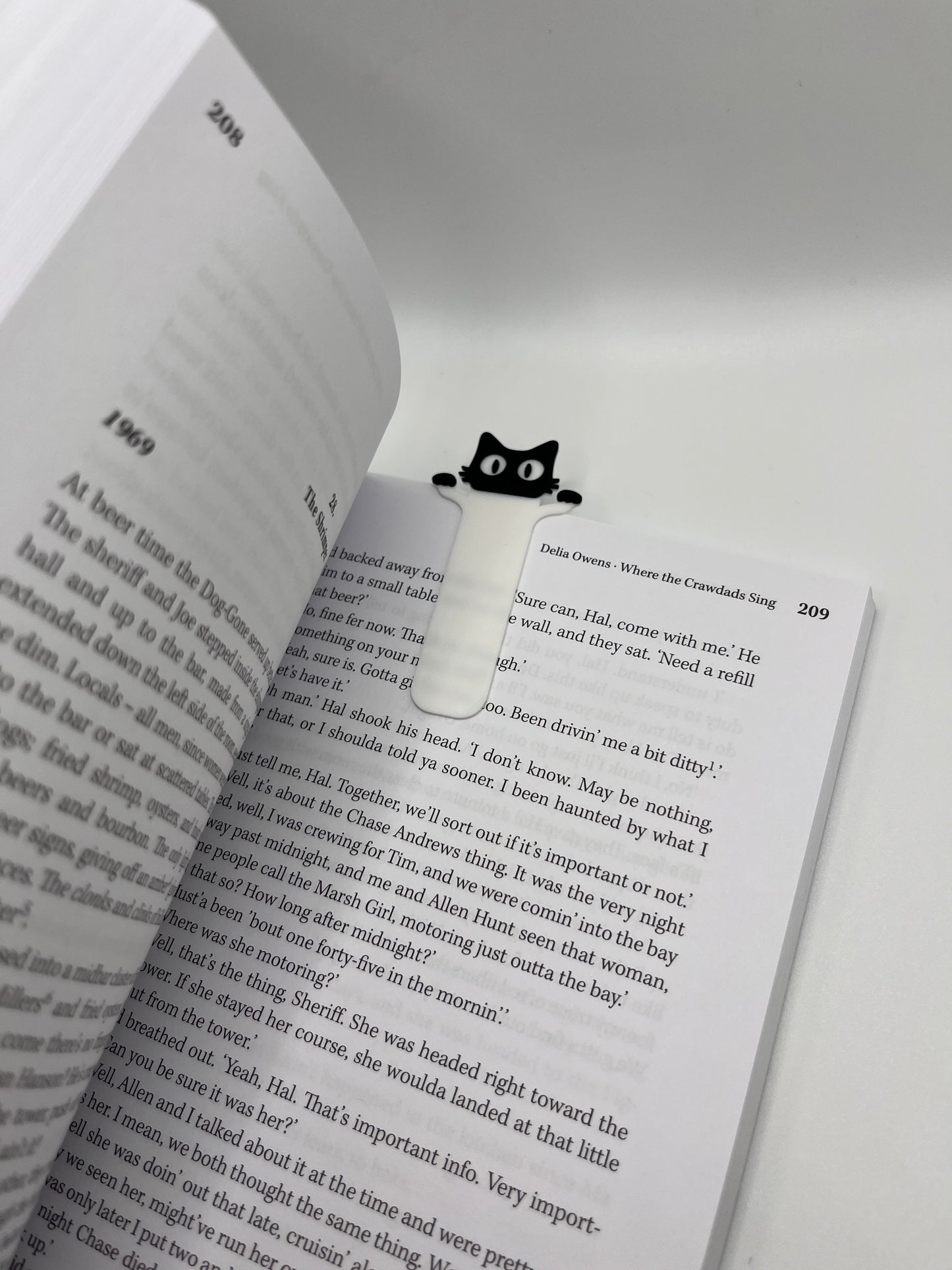 Set of 6 Peekaboo Cat Bookmarks for Cat Lovers – Peekaboo Black Cat Design with 3 Large & 3 Small Bookmarks